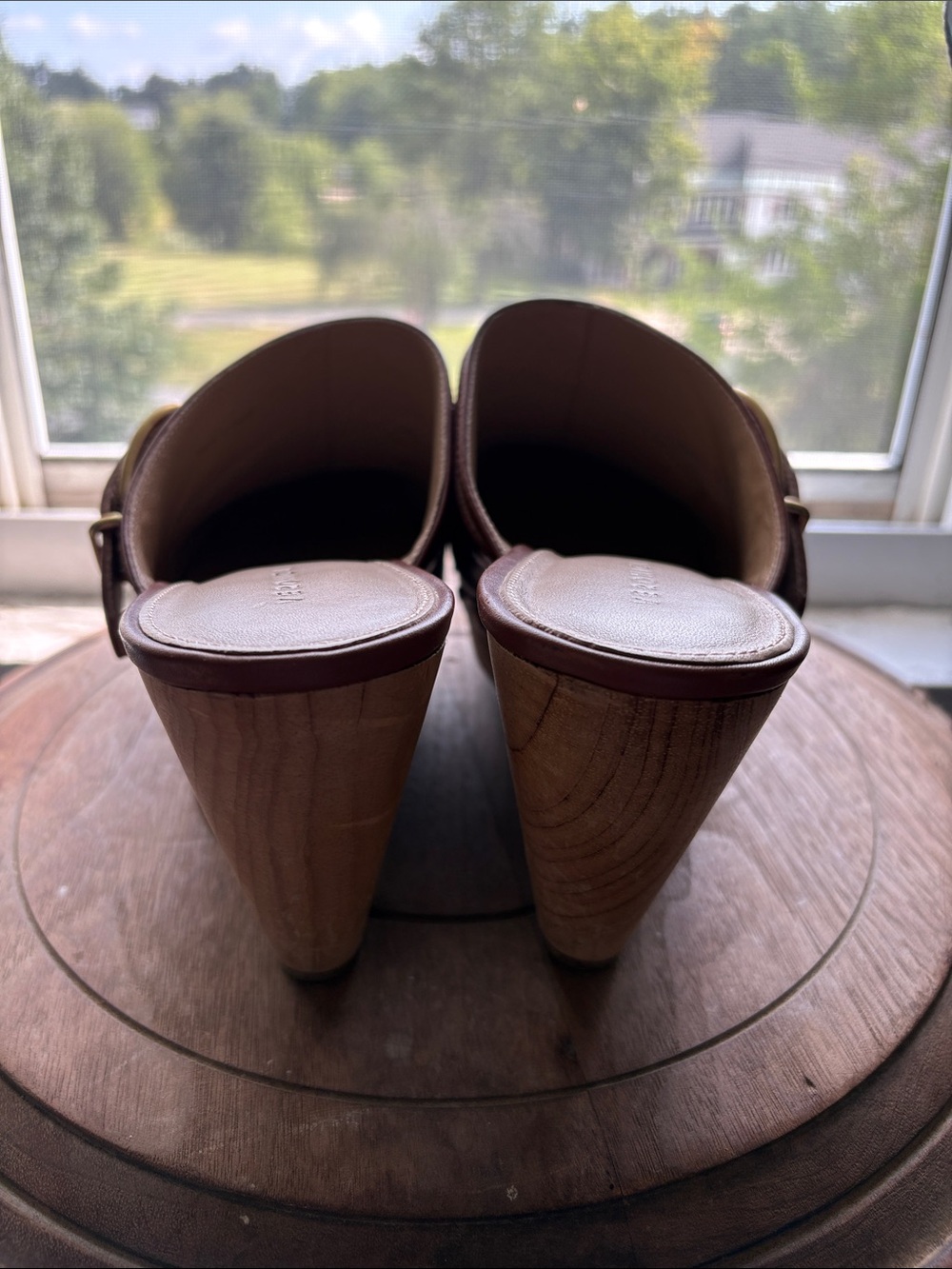 Veronica Beard Chestnut Brown Leather Buckle Mule Clogs Size 8M - Picture 4 of 7